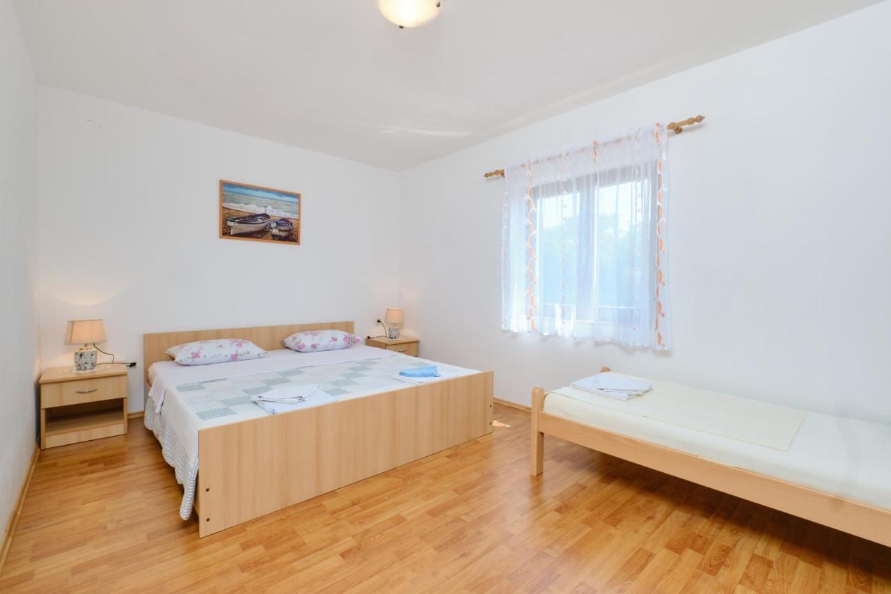 Apartments With A Parking Space Cunski, Losinj - 7867 Экстерьер фото