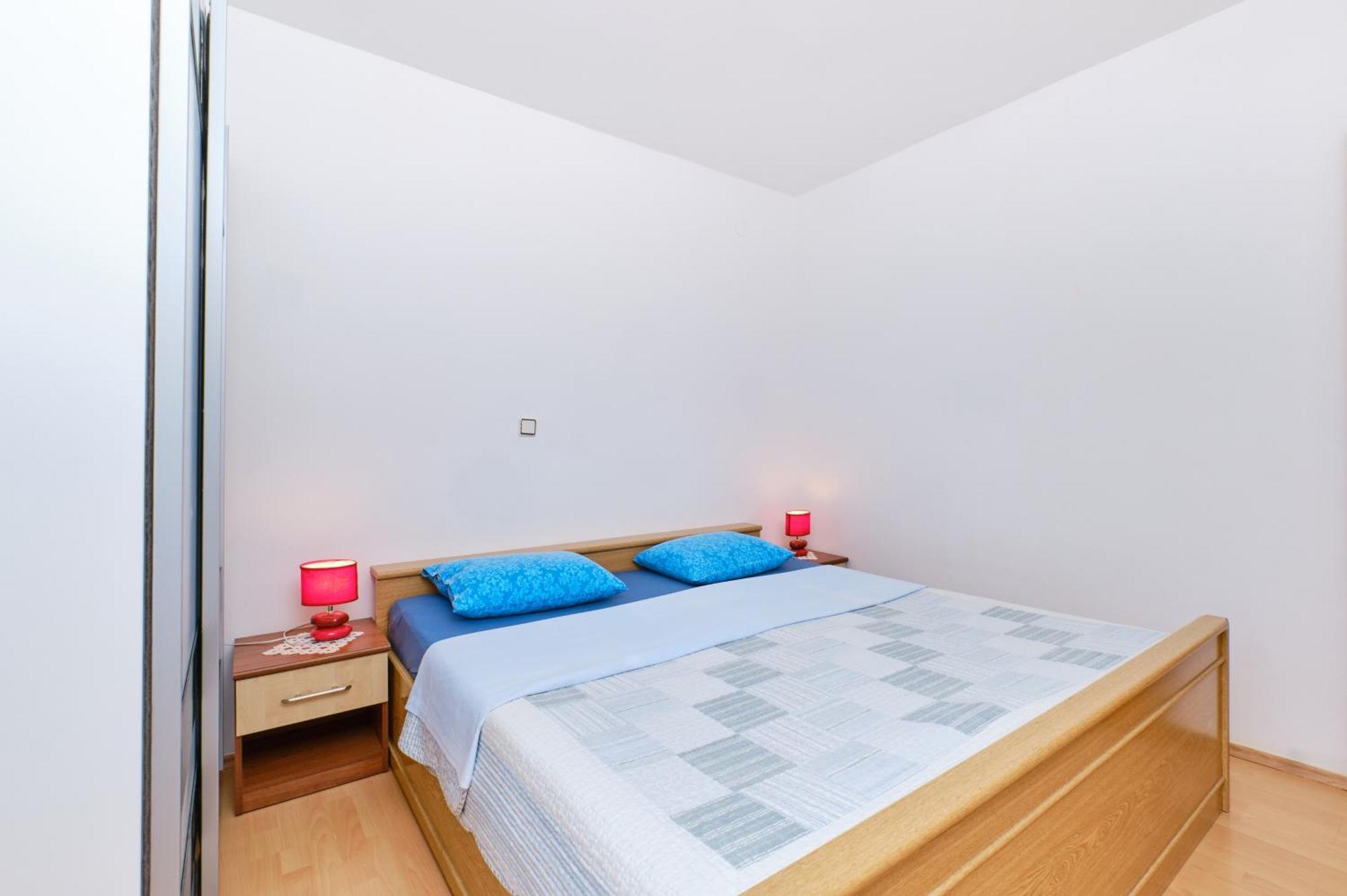 Apartments With A Parking Space Cunski, Losinj - 7867 Номер фото