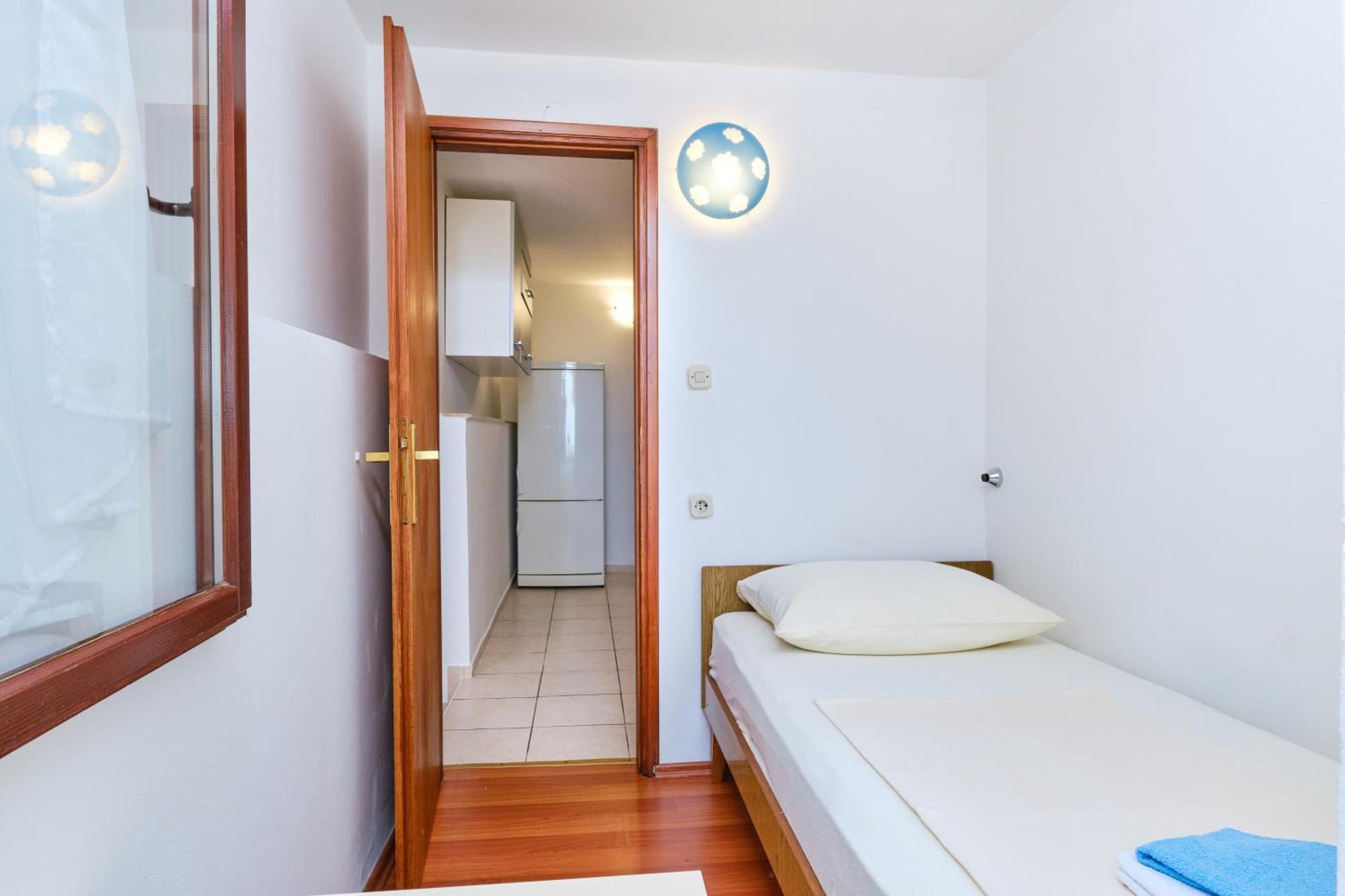 Apartments With A Parking Space Cunski, Losinj - 7867 Номер фото